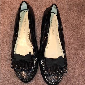 Adrienne vittadini black flats